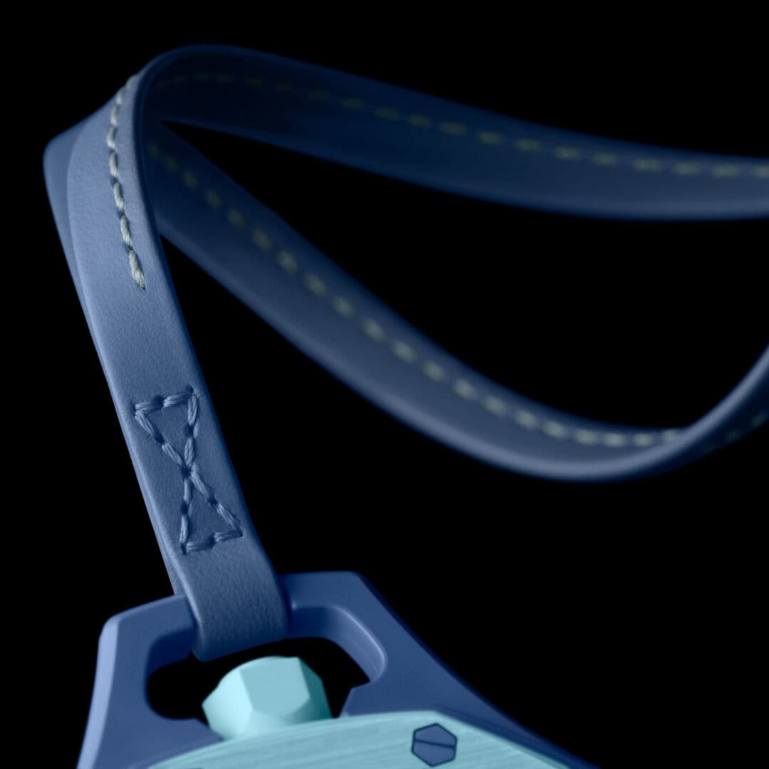 Royal Pop blue lanyard detail